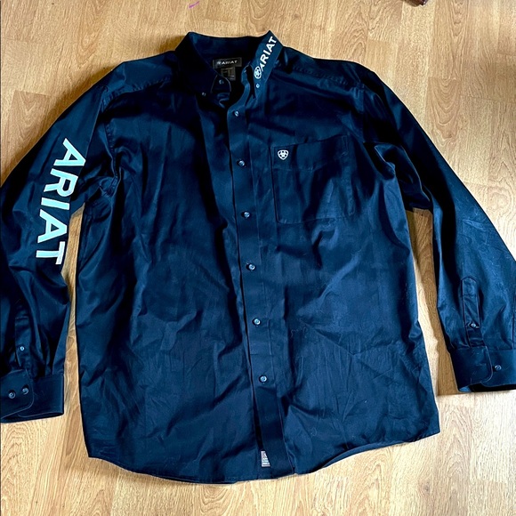 Ariat Other - Ariat Black Casual Button Down Shirt